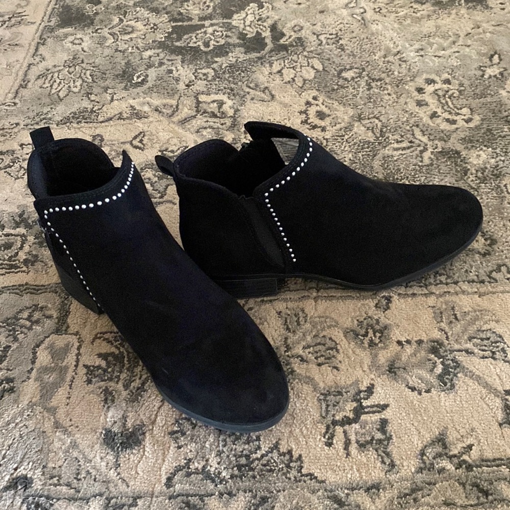 Girls Black Booties